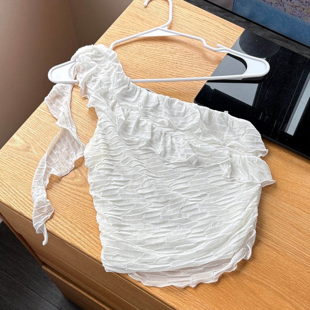White One-Shoulder Ruffled Crop Top